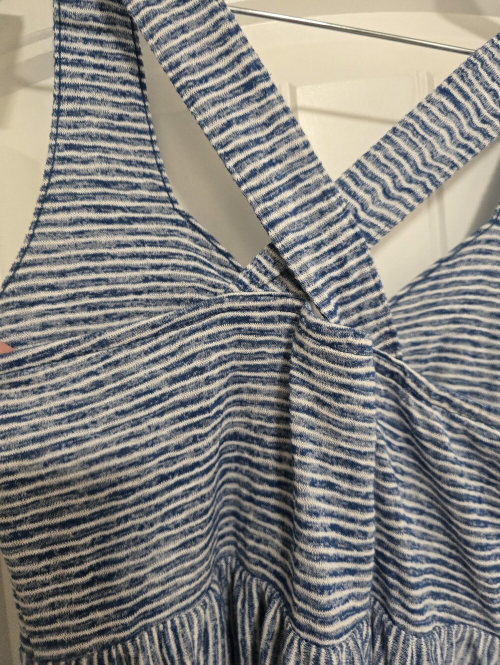 ๐7/25$ Universal Thread Blue and White Striped Cross Back Dress - Picture 6 of 6